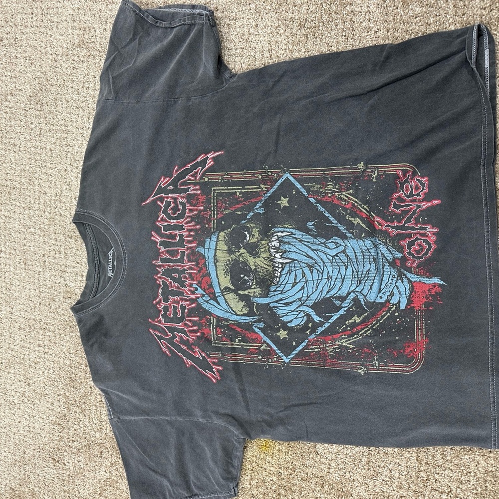 Rock Band Music Graphic Band T-Shirts (two - both included) - Picture 2 of 4